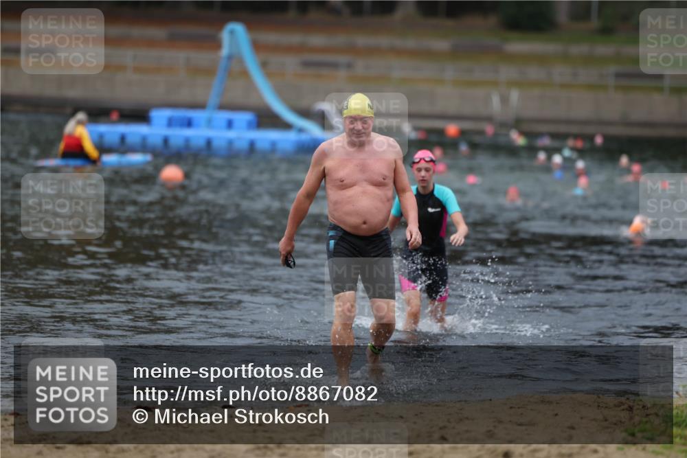 14.09.2025 - Stadtparktriathlon Michael Strokosch http://msf.ph/oto/8867082 14.09.2025 09:49:24 Schwimmen 517, 527, 551, 578, 607 meine-sportfotos.de
