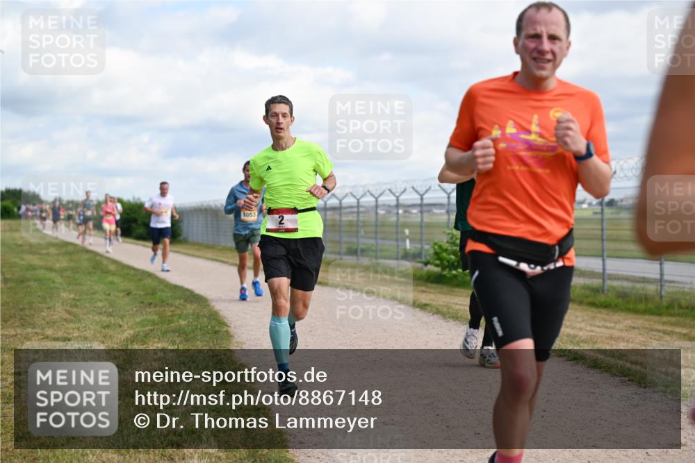 14.09.2025 - Airport Race Dr. Thomas Lammeyer http://msf.ph/oto/8867148 14.09.2025 12:07:58 Laufen 1053 meine-sportfotos.de
