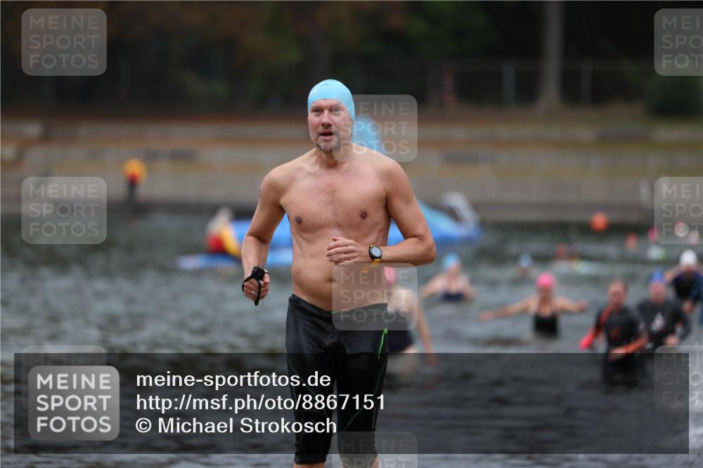 14.09.2025 - Stadtparktriathlon Michael Strokosch http://msf.ph/oto/8867151 14.09.2025 09:50:08 Schwimmen 513, 546, 561, 600 meine-sportfotos.de