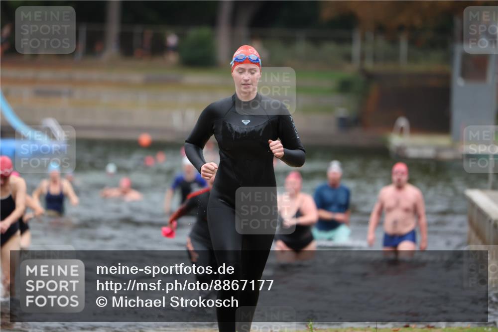 14.09.2025 - Stadtparktriathlon Michael Strokosch http://msf.ph/oto/8867177 14.09.2025 09:50:16 Schwimmen 515, 546, 571, 588, 600, 619 meine-sportfotos.de