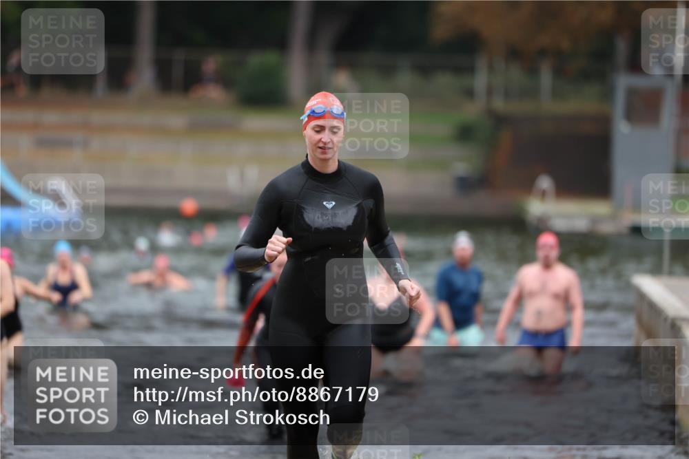 14.09.2025 - Stadtparktriathlon Michael Strokosch http://msf.ph/oto/8867179 14.09.2025 09:50:16 Schwimmen 515, 546, 571, 588, 600, 619 meine-sportfotos.de