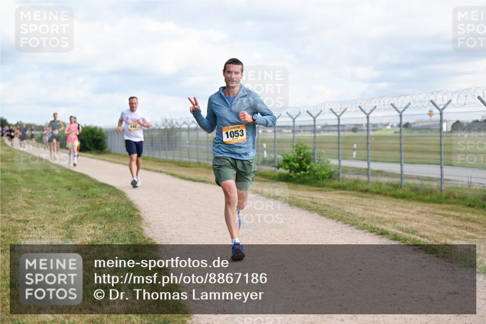 14.09.2025 - Airport Race Dr. Thomas Lammeyer http://msf.ph/oto/8867186 14.09.2025 12:08:00 Laufen 1053 meine-sportfotos.de