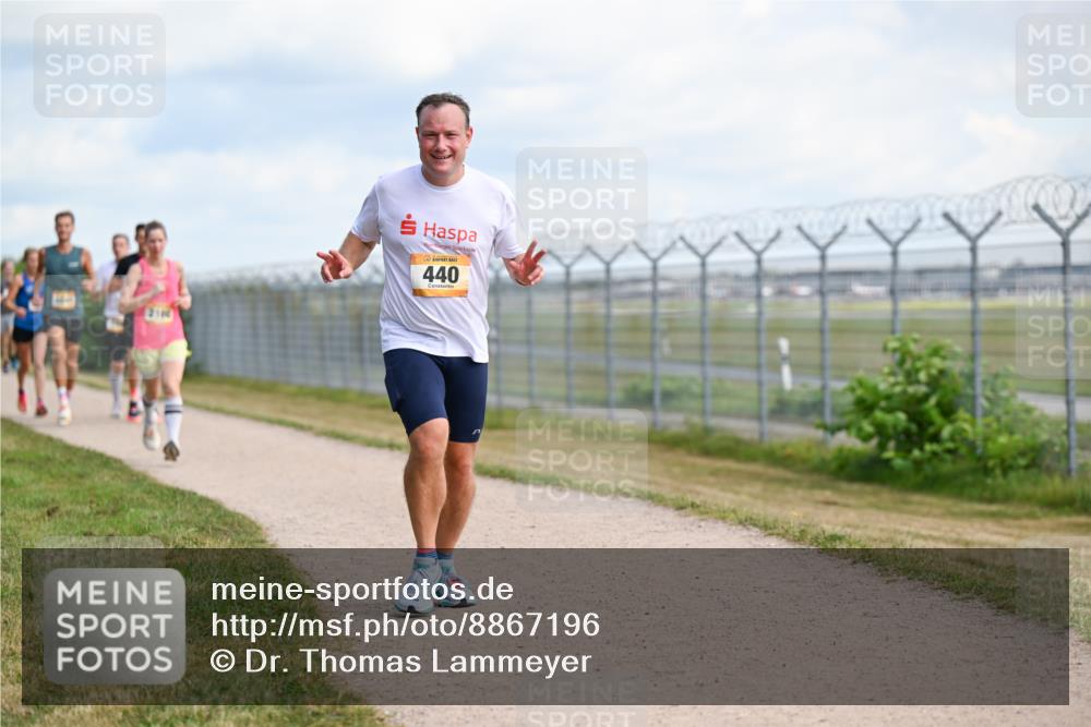14.09.2025 - Airport Race Dr. Thomas Lammeyer http://msf.ph/oto/8867196 14.09.2025 12:08:02 Laufen 440 meine-sportfotos.de