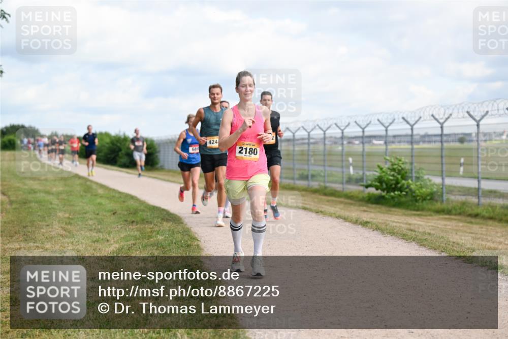 14.09.2025 - Airport Race Dr. Thomas Lammeyer http://msf.ph/oto/8867225 14.09.2025 12:08:07 Laufen 424, 2180 meine-sportfotos.de