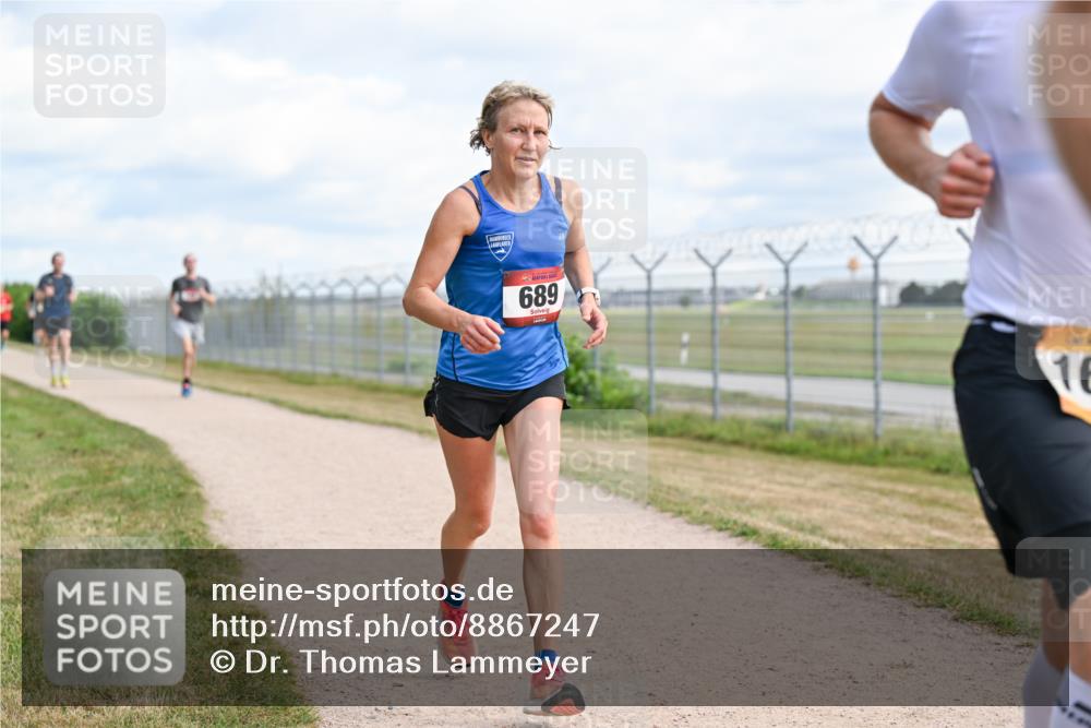 14.09.2025 - Airport Race Dr. Thomas Lammeyer http://msf.ph/oto/8867247 14.09.2025 12:08:11 Laufen 689, 16 meine-sportfotos.de