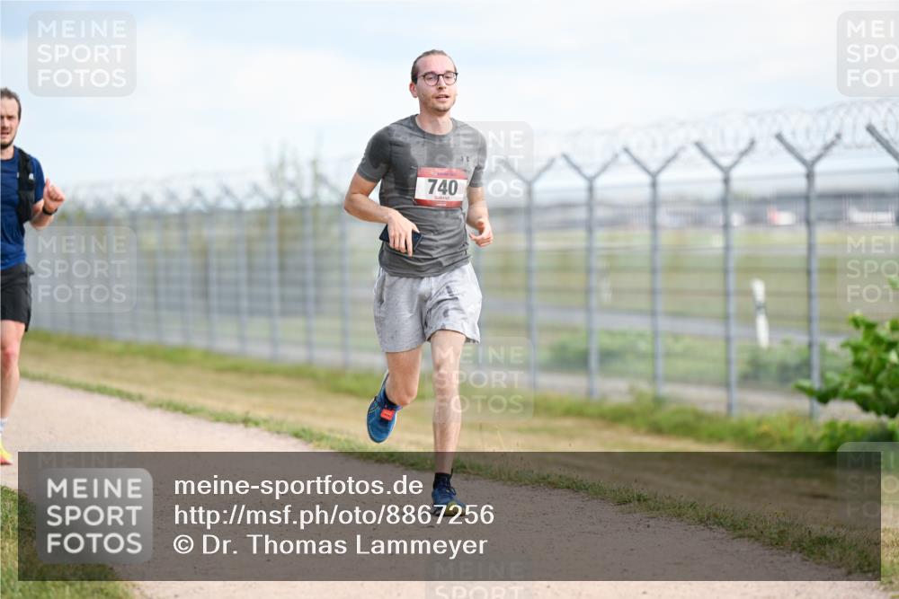 14.09.2025 - Airport Race Dr. Thomas Lammeyer http://msf.ph/oto/8867256 14.09.2025 12:08:13 Laufen 740 meine-sportfotos.de