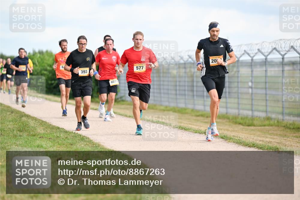 14.09.2025 - Airport Race Dr. Thomas Lammeyer http://msf.ph/oto/8867263 14.09.2025 12:08:19 Laufen 6, 393, 4073, 20, 577 meine-sportfotos.de