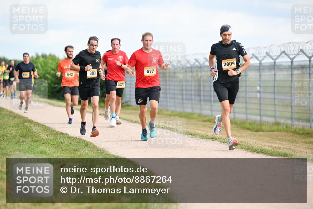 14.09.2025 - Airport Race Dr. Thomas Lammeyer http://msf.ph/oto/8867264 14.09.2025 12:08:19 Laufen 1050, 642, 393, 4073, 577, 2009 meine-sportfotos.de
