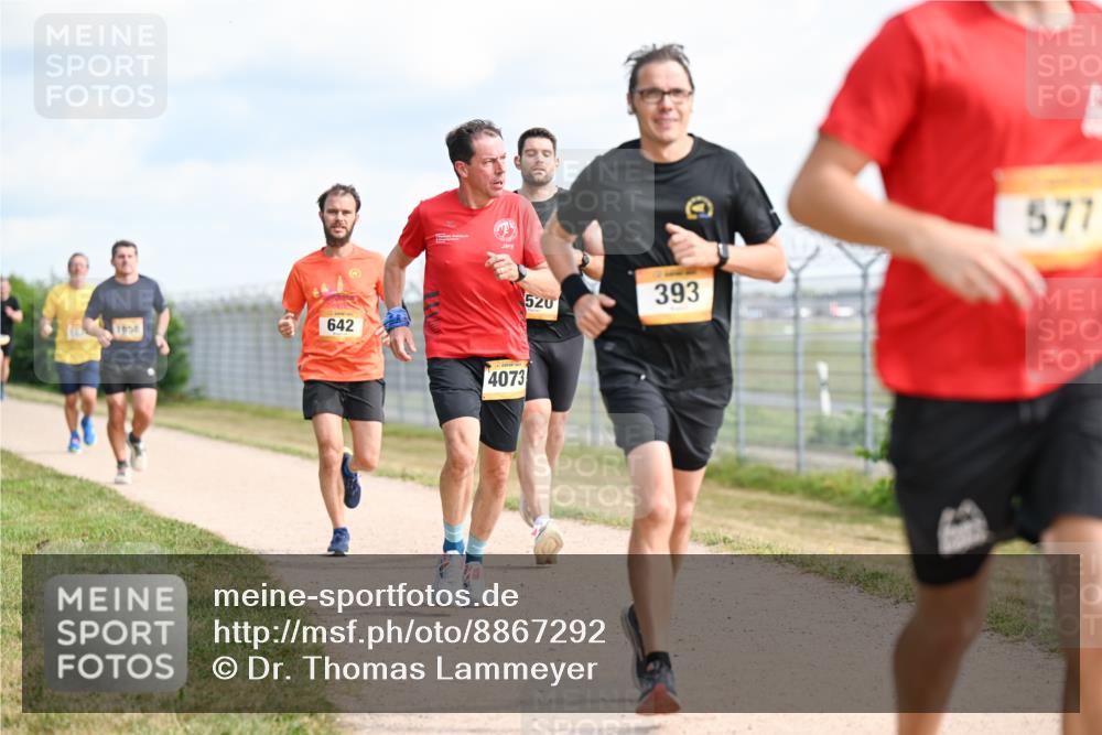 14.09.2025 - Airport Race Dr. Thomas Lammeyer http://msf.ph/oto/8867292 14.09.2025 12:08:25 Laufen 1850, 642, 520, 393, 4073, 577 meine-sportfotos.de
