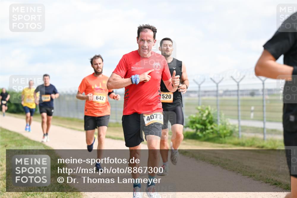 14.09.2025 - Airport Race Dr. Thomas Lammeyer http://msf.ph/oto/8867300 14.09.2025 12:08:27 Laufen 642, 4073, 520 meine-sportfotos.de