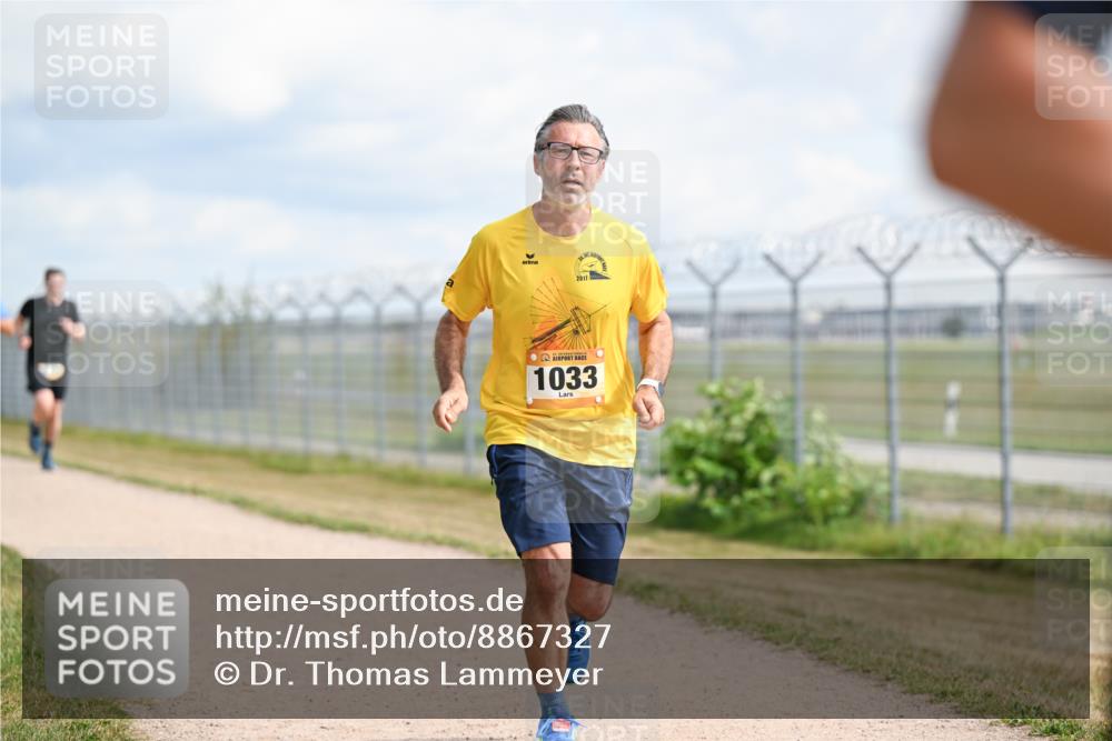 14.09.2025 - Airport Race Dr. Thomas Lammeyer http://msf.ph/oto/8867327 14.09.2025 12:08:32 Laufen 2017, 1033 meine-sportfotos.de