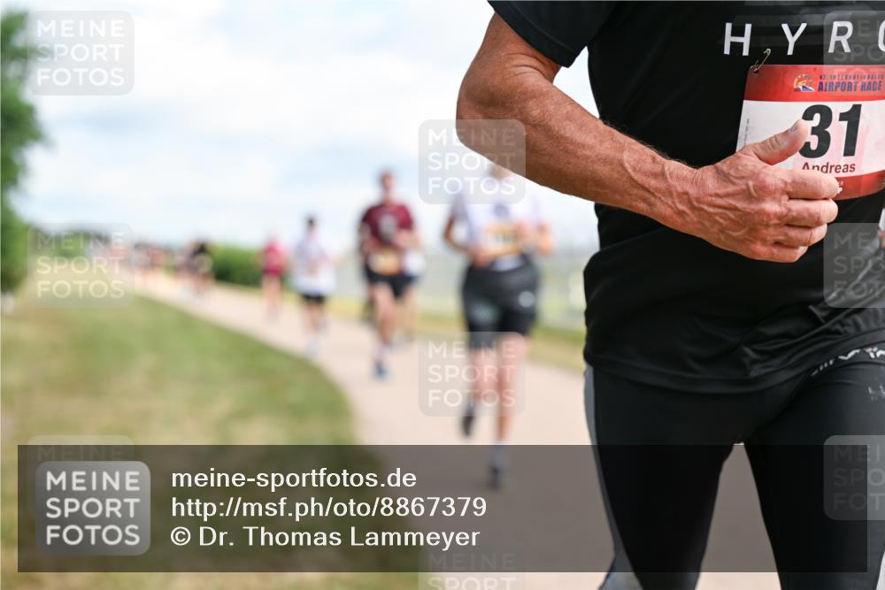 14.09.2025 - Airport Race Dr. Thomas Lammeyer http://msf.ph/oto/8867379 14.09.2025 12:08:43 Laufen 42, 31 meine-sportfotos.de