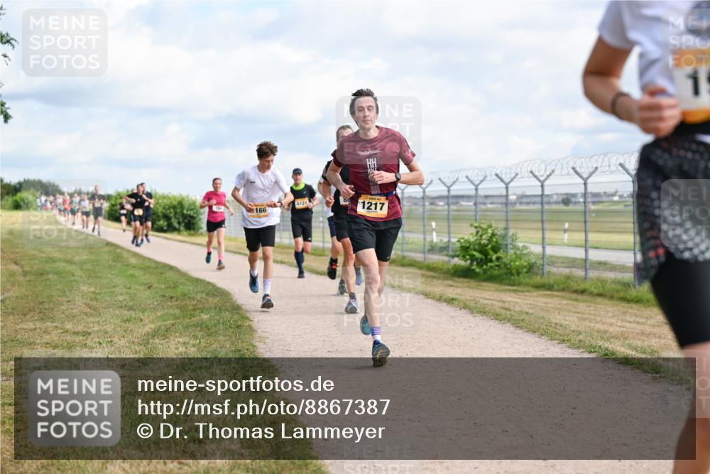 14.09.2025 - Airport Race Dr. Thomas Lammeyer http://msf.ph/oto/8867387 14.09.2025 12:08:44 Laufen 4124, 166, 1217 meine-sportfotos.de