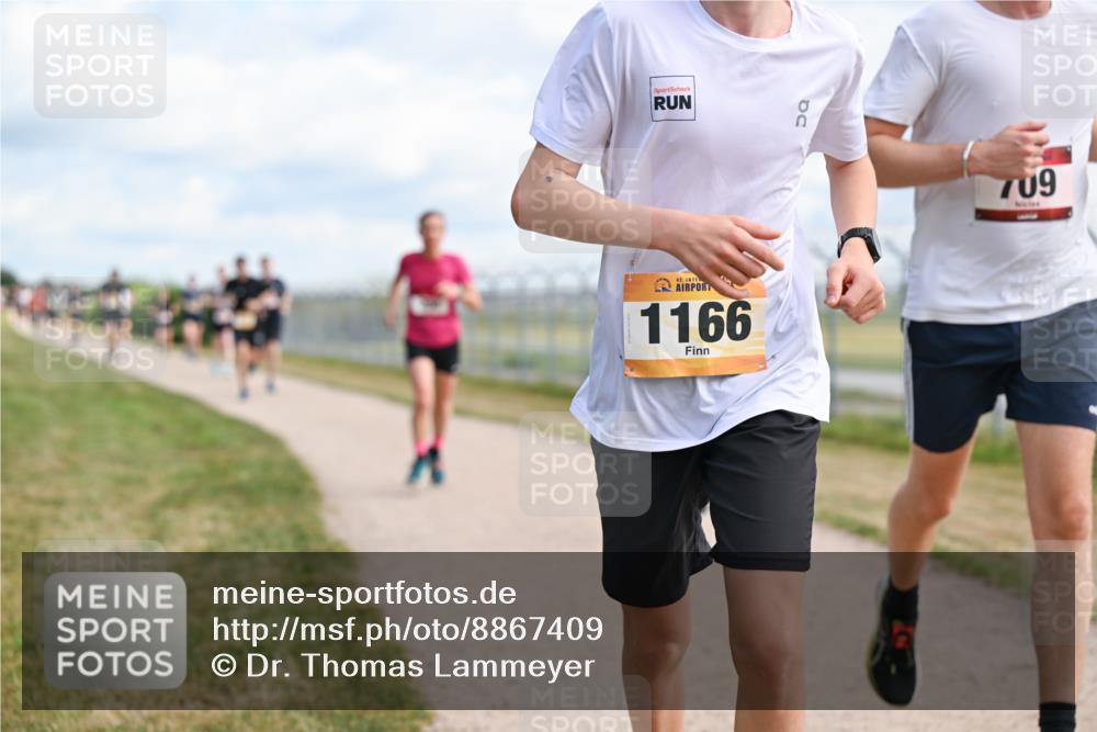 14.09.2025 - Airport Race Dr. Thomas Lammeyer http://msf.ph/oto/8867409 14.09.2025 12:08:48 Laufen 42, 1166, 709 meine-sportfotos.de