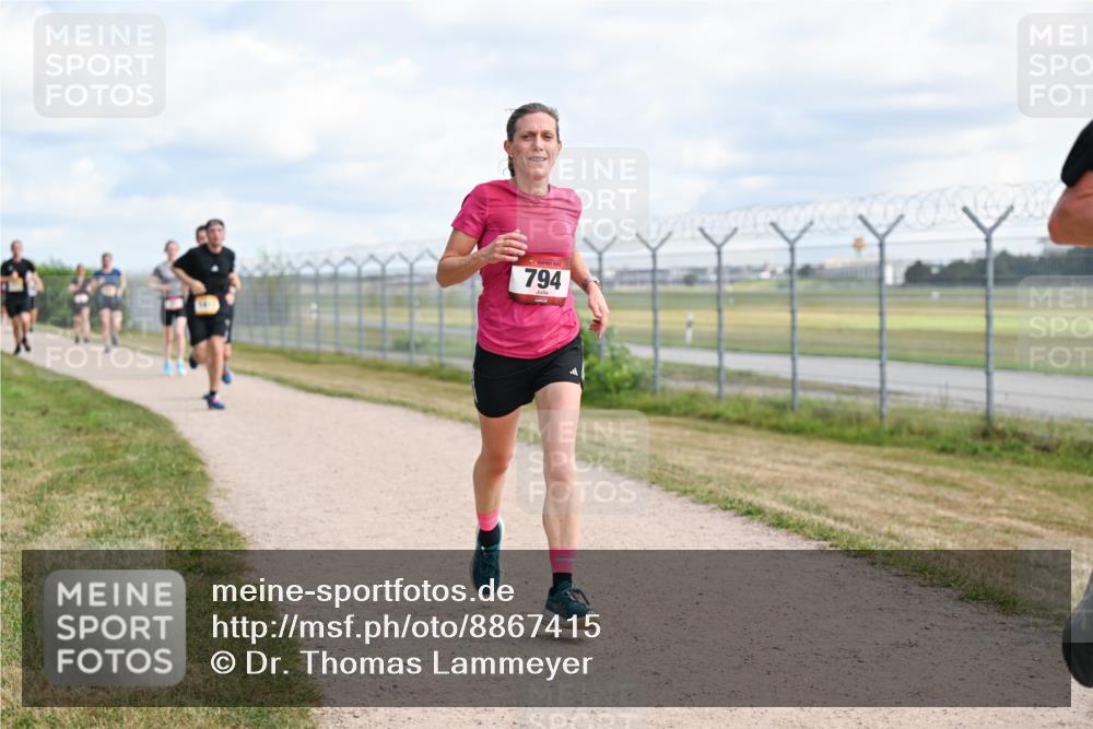 14.09.2025 - Airport Race Dr. Thomas Lammeyer http://msf.ph/oto/8867415 14.09.2025 12:08:50 Laufen 794 meine-sportfotos.de