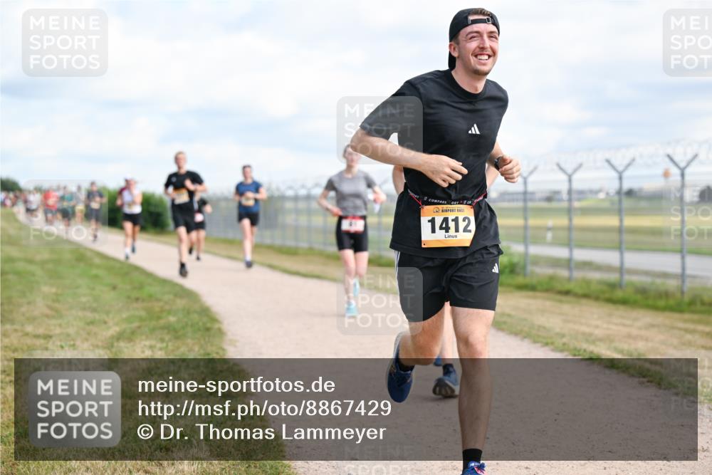 14.09.2025 - Airport Race Dr. Thomas Lammeyer http://msf.ph/oto/8867429 14.09.2025 12:08:54 Laufen 1412 meine-sportfotos.de