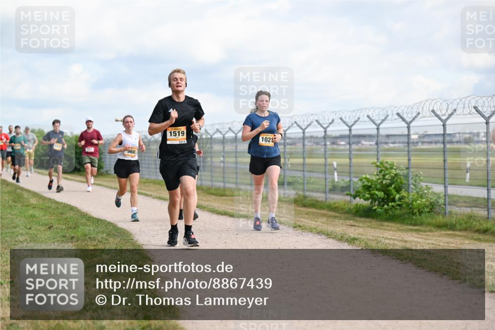 14.09.2025 - Airport Race Dr. Thomas Lammeyer http://msf.ph/oto/8867439 14.09.2025 12:08:56 Laufen 921, 960, 1519, 1519, 102 meine-sportfotos.de
