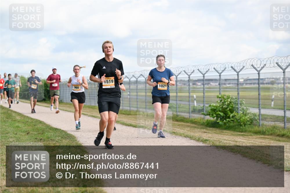 14.09.2025 - Airport Race Dr. Thomas Lammeyer http://msf.ph/oto/8867441 14.09.2025 12:08:56 Laufen 1187, 221, 960, 1519, 1519, 1021 meine-sportfotos.de