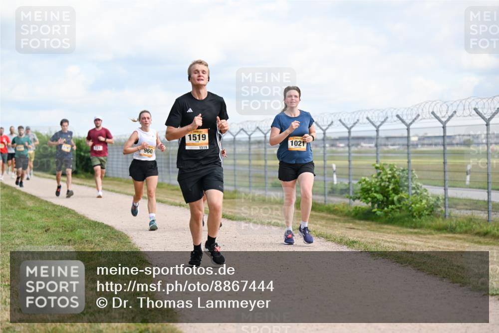 14.09.2025 - Airport Race Dr. Thomas Lammeyer http://msf.ph/oto/8867444 14.09.2025 12:08:57 Laufen 960, 1519, 1519, 1021 meine-sportfotos.de