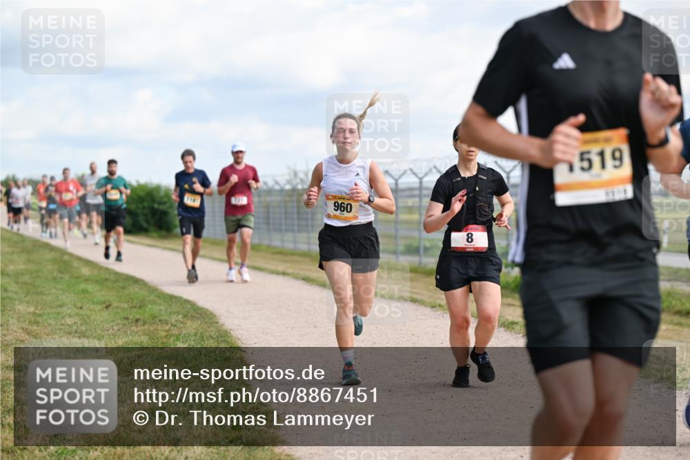 14.09.2025 - Airport Race Dr. Thomas Lammeyer http://msf.ph/oto/8867451 14.09.2025 12:08:59 Laufen 960, 8, 519 meine-sportfotos.de