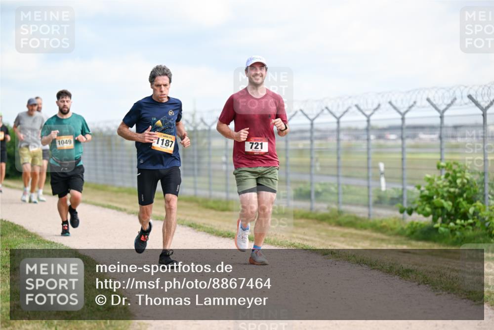14.09.2025 - Airport Race Dr. Thomas Lammeyer http://msf.ph/oto/8867464 14.09.2025 12:09:02 Laufen 1187, 721, 1049 meine-sportfotos.de