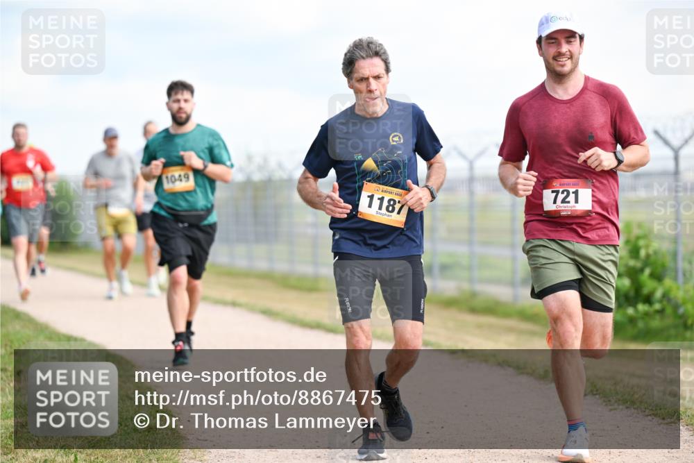 14.09.2025 - Airport Race Dr. Thomas Lammeyer http://msf.ph/oto/8867475 14.09.2025 12:09:04 Laufen 1049, 1187, 721 meine-sportfotos.de