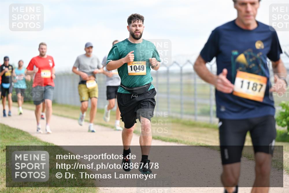 14.09.2025 - Airport Race Dr. Thomas Lammeyer http://msf.ph/oto/8867478 14.09.2025 12:09:05 Laufen 1049, 1187 meine-sportfotos.de