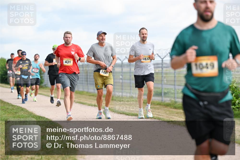 14.09.2025 - Airport Race Dr. Thomas Lammeyer http://msf.ph/oto/8867488 14.09.2025 12:09:06 Laufen 715, 431, 1201, 1837, 1049 meine-sportfotos.de