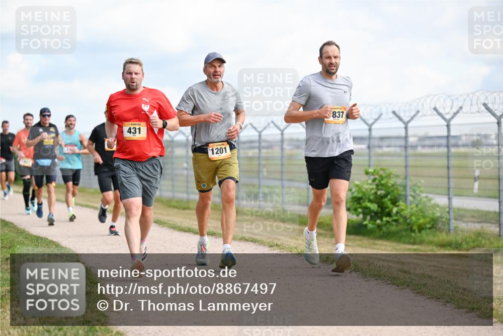 14.09.2025 - Airport Race Dr. Thomas Lammeyer http://msf.ph/oto/8867497 14.09.2025 12:09:08 Laufen 431, 1201, 837 meine-sportfotos.de