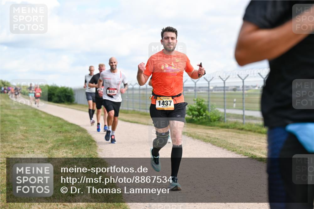 14.09.2025 - Airport Race Dr. Thomas Lammeyer http://msf.ph/oto/8867534 14.09.2025 12:09:15 Laufen 683, 1437 meine-sportfotos.de