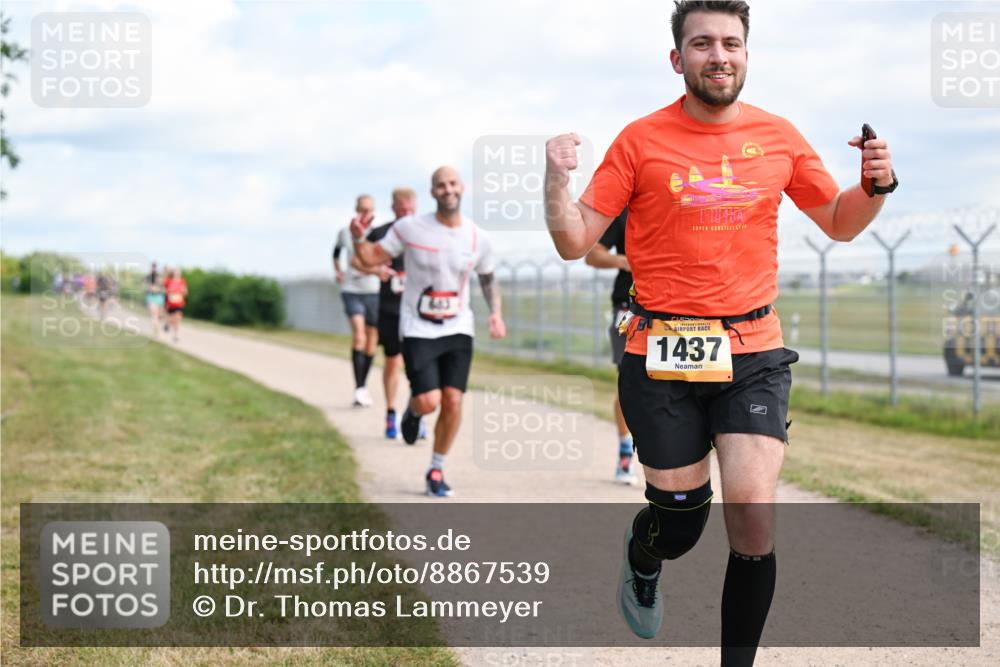14.09.2025 - Airport Race Dr. Thomas Lammeyer http://msf.ph/oto/8867539 14.09.2025 12:09:16 Laufen 1437 meine-sportfotos.de