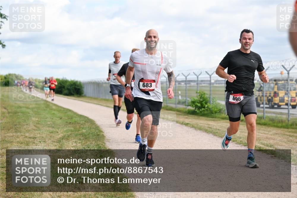 14.09.2025 - Airport Race Dr. Thomas Lammeyer http://msf.ph/oto/8867543 14.09.2025 12:09:17 Laufen 683, 896 meine-sportfotos.de