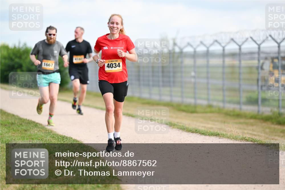 14.09.2025 - Airport Race Dr. Thomas Lammeyer http://msf.ph/oto/8867562 14.09.2025 12:09:24 Laufen 1667, 4034 meine-sportfotos.de