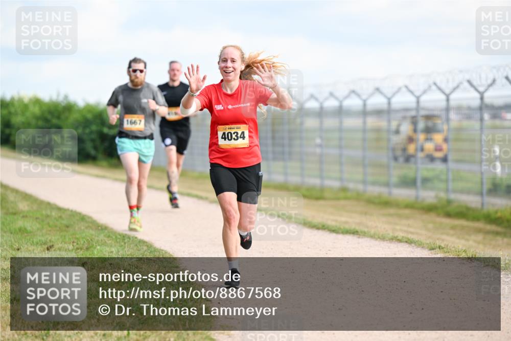 14.09.2025 - Airport Race Dr. Thomas Lammeyer http://msf.ph/oto/8867568 14.09.2025 12:09:24 Laufen 1667, 4034 meine-sportfotos.de