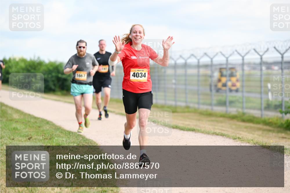14.09.2025 - Airport Race Dr. Thomas Lammeyer http://msf.ph/oto/8867570 14.09.2025 12:09:25 Laufen 1667, 4034 meine-sportfotos.de
