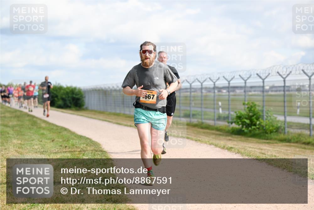 14.09.2025 - Airport Race Dr. Thomas Lammeyer http://msf.ph/oto/8867591 14.09.2025 12:09:28 Laufen 667 meine-sportfotos.de