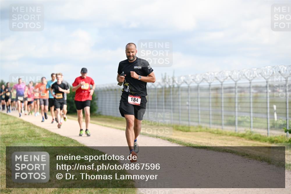 14.09.2025 - Airport Race Dr. Thomas Lammeyer http://msf.ph/oto/8867596 14.09.2025 12:09:34 Laufen 184 meine-sportfotos.de