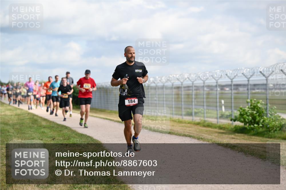 14.09.2025 - Airport Race Dr. Thomas Lammeyer http://msf.ph/oto/8867603 14.09.2025 12:09:35 Laufen 184 meine-sportfotos.de