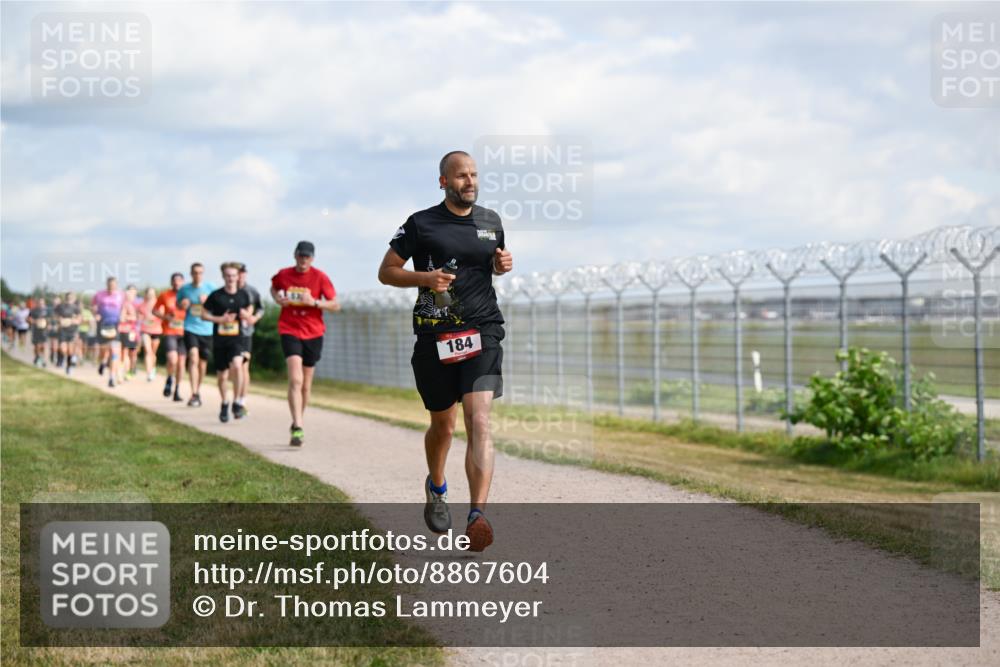 14.09.2025 - Airport Race Dr. Thomas Lammeyer http://msf.ph/oto/8867604 14.09.2025 12:09:35 Laufen 184 meine-sportfotos.de