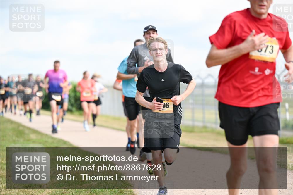 14.09.2025 - Airport Race Dr. Thomas Lammeyer http://msf.ph/oto/8867628 14.09.2025 12:09:41 Laufen 6, 13 meine-sportfotos.de
