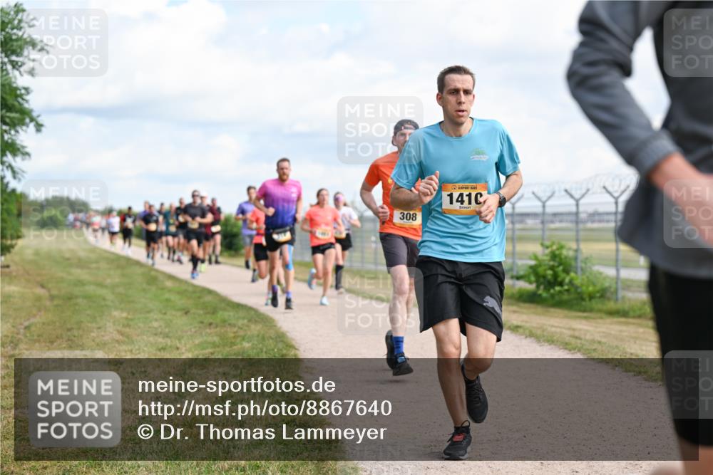 14.09.2025 - Airport Race Dr. Thomas Lammeyer http://msf.ph/oto/8867640 14.09.2025 12:09:44 Laufen 308, 1410 meine-sportfotos.de
