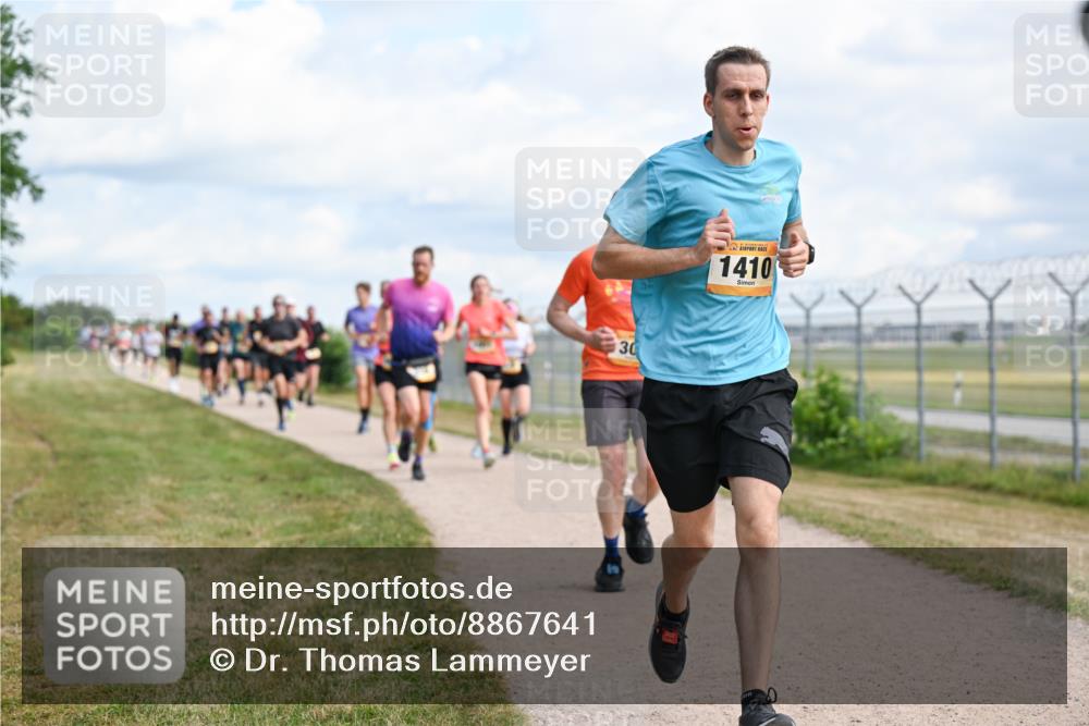 14.09.2025 - Airport Race Dr. Thomas Lammeyer http://msf.ph/oto/8867641 14.09.2025 12:09:44 Laufen 30, 1410 meine-sportfotos.de
