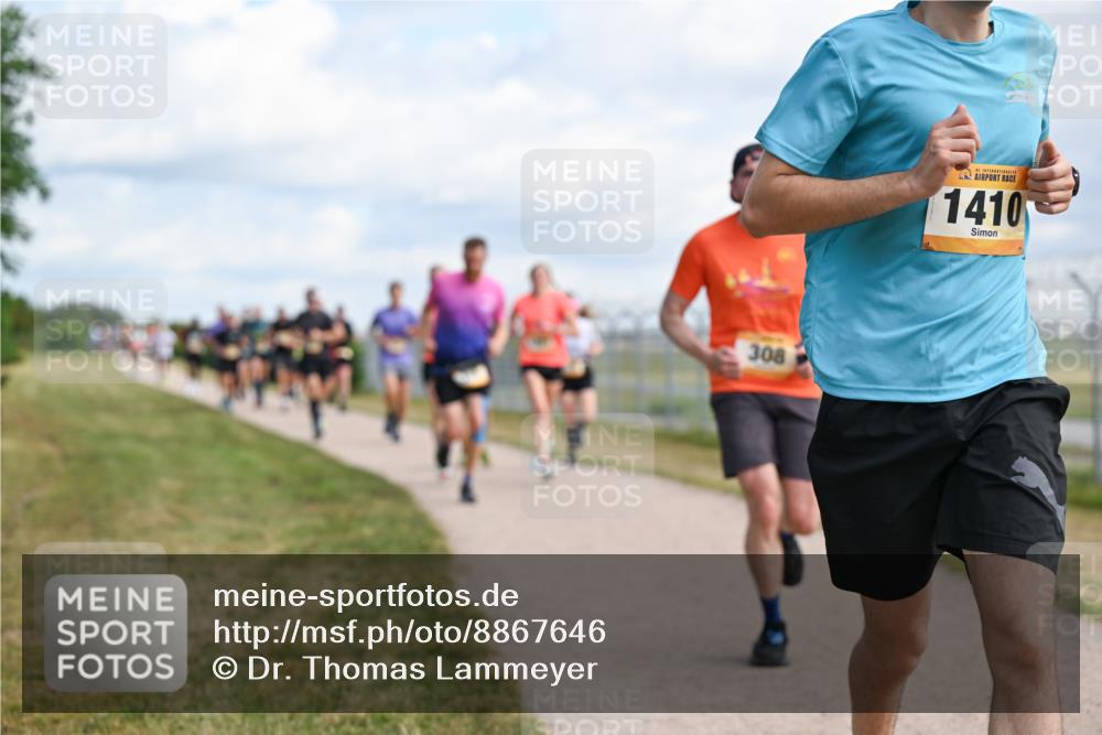 14.09.2025 - Airport Race Dr. Thomas Lammeyer http://msf.ph/oto/8867646 14.09.2025 12:09:45 Laufen 308, 1410 meine-sportfotos.de