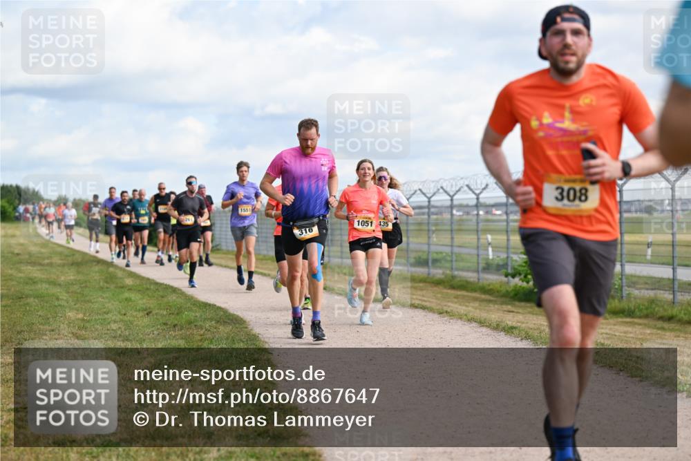 14.09.2025 - Airport Race Dr. Thomas Lammeyer http://msf.ph/oto/8867647 14.09.2025 12:09:45 Laufen 1551, 316, 1051, 435, 308 meine-sportfotos.de