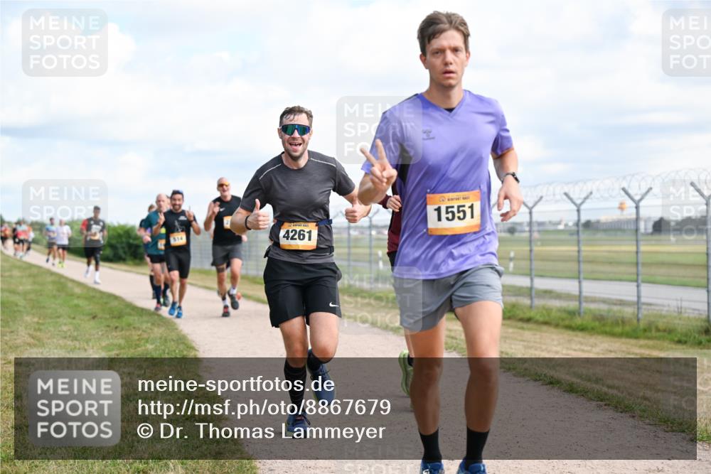 14.09.2025 - Airport Race Dr. Thomas Lammeyer http://msf.ph/oto/8867679 14.09.2025 12:09:51 Laufen 1551, 4261 meine-sportfotos.de