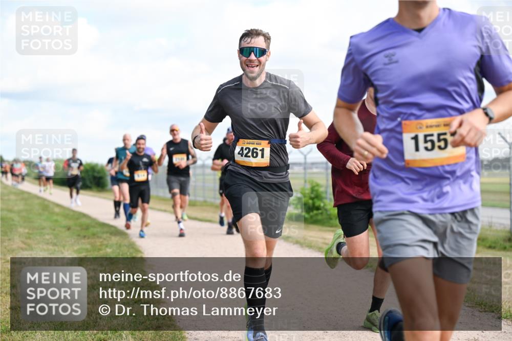 14.09.2025 - Airport Race Dr. Thomas Lammeyer http://msf.ph/oto/8867683 14.09.2025 12:09:52 Laufen 4261, 155 meine-sportfotos.de