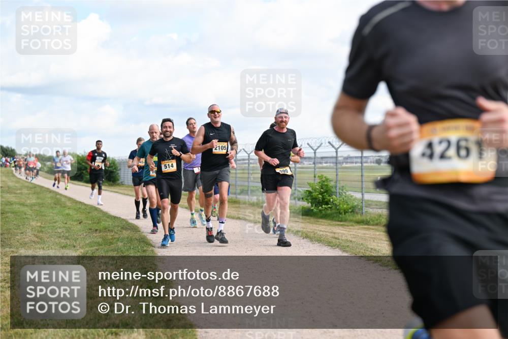 14.09.2025 - Airport Race Dr. Thomas Lammeyer http://msf.ph/oto/8867688 14.09.2025 12:09:53 Laufen 514, 2105, 399, 4261 meine-sportfotos.de