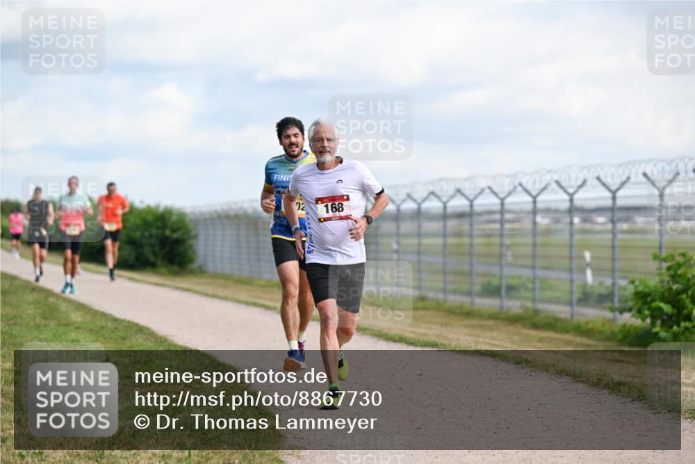 14.09.2025 - Airport Race Dr. Thomas Lammeyer http://msf.ph/oto/8867730 14.09.2025 12:10:02 Laufen 02, 168 meine-sportfotos.de