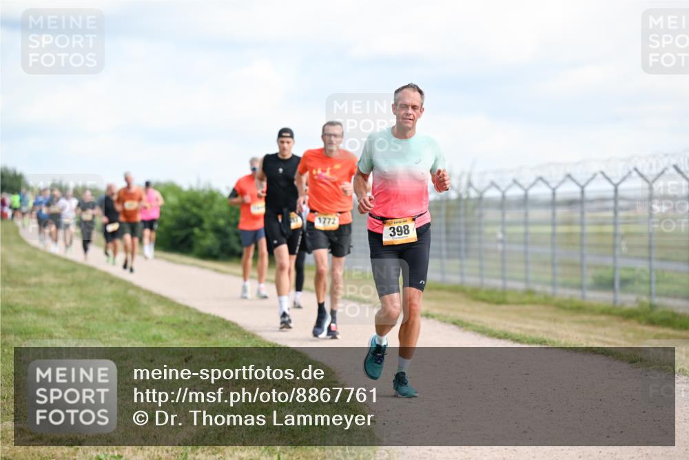 14.09.2025 - Airport Race Dr. Thomas Lammeyer http://msf.ph/oto/8867761 14.09.2025 12:10:09 Laufen 1772, 398 meine-sportfotos.de
