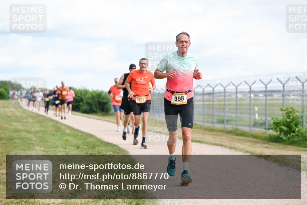 14.09.2025 - Airport Race Dr. Thomas Lammeyer http://msf.ph/oto/8867770 14.09.2025 12:10:10 Laufen 1772, 398 meine-sportfotos.de